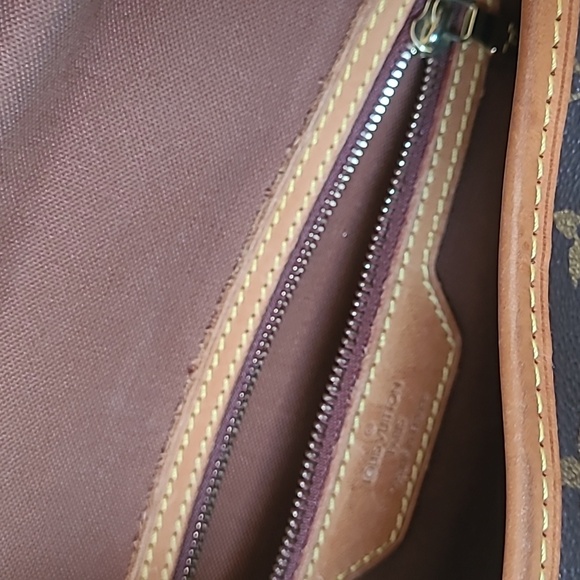 Louis Vuitton Monogram Brown Crossbody Bag - Picture 12 of 16